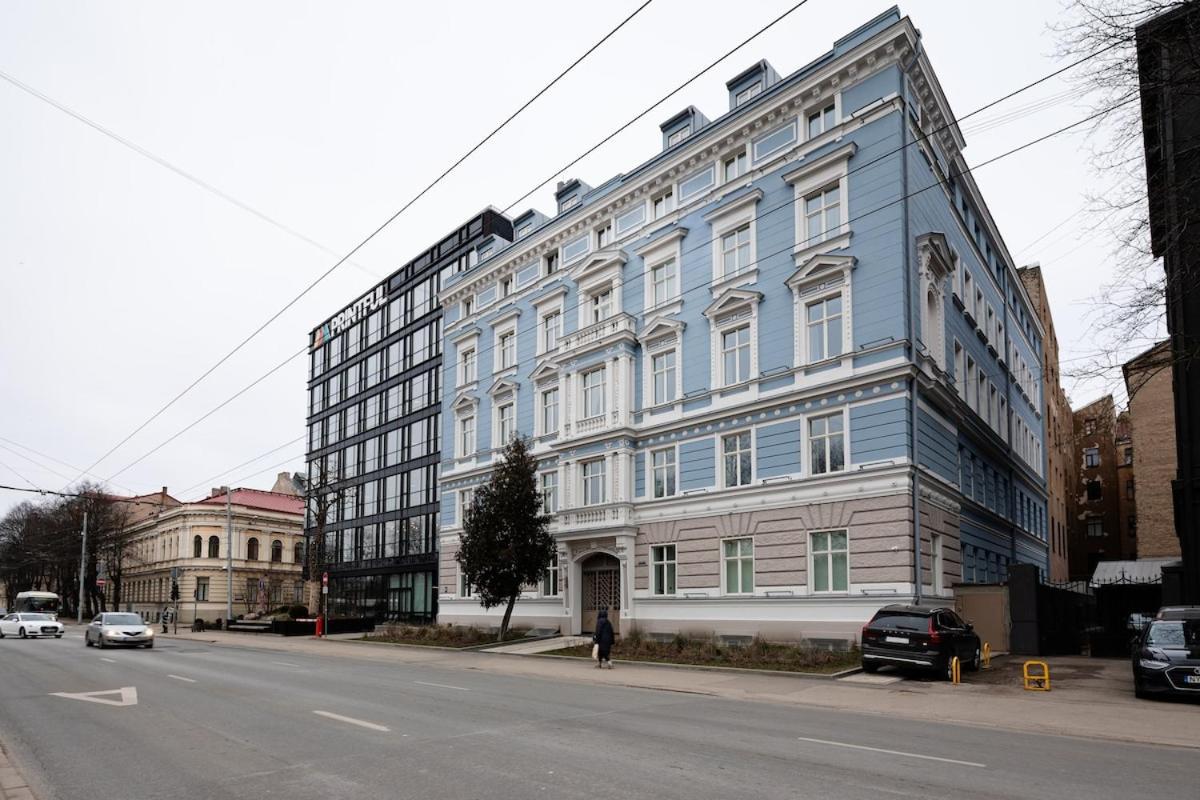 Bright & Modern In Historic Raina Blvd Building I Near Park & Old Town